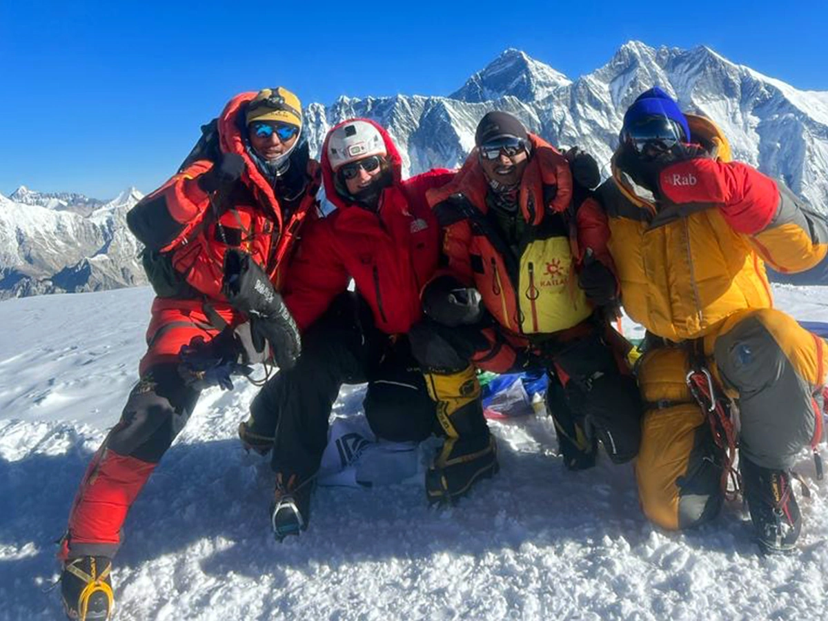 Ama Dablam and Lobuche East Peak Climbing with Everest Base Camp Trek | 27-Day Itinerary