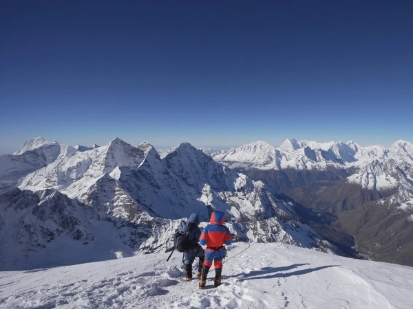 Lobuche treking view