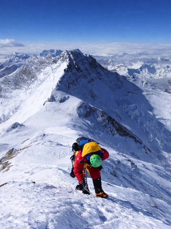 Everest Expedition Death Zone