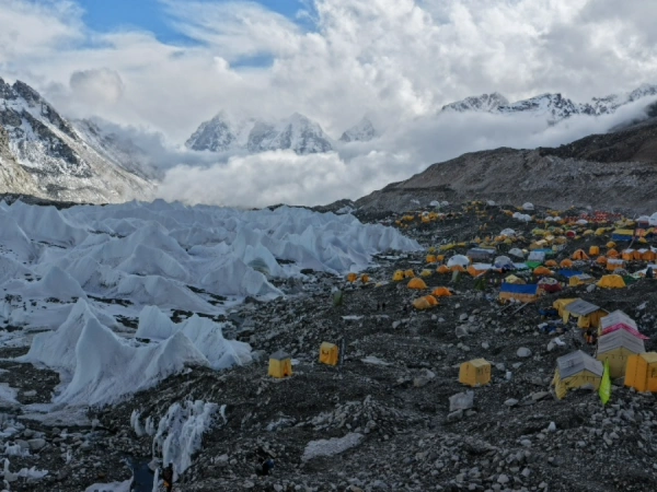 Everest Image